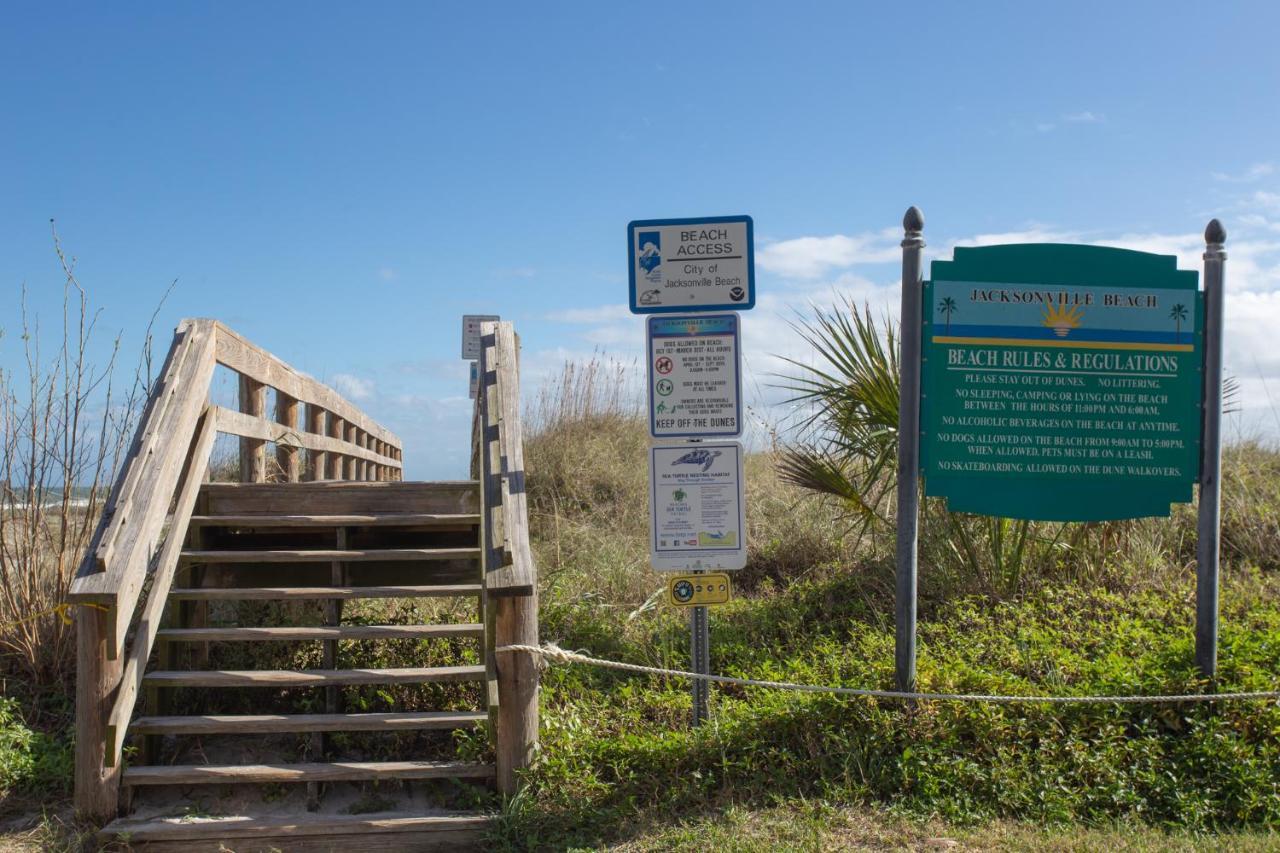 Central & Comfortable Home Walk To The Beach! Jacksonville Beach Exterior foto